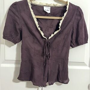 SKY TO MOON - SIZE M - Chocolate Brown Blouse with Cream Lace Trim